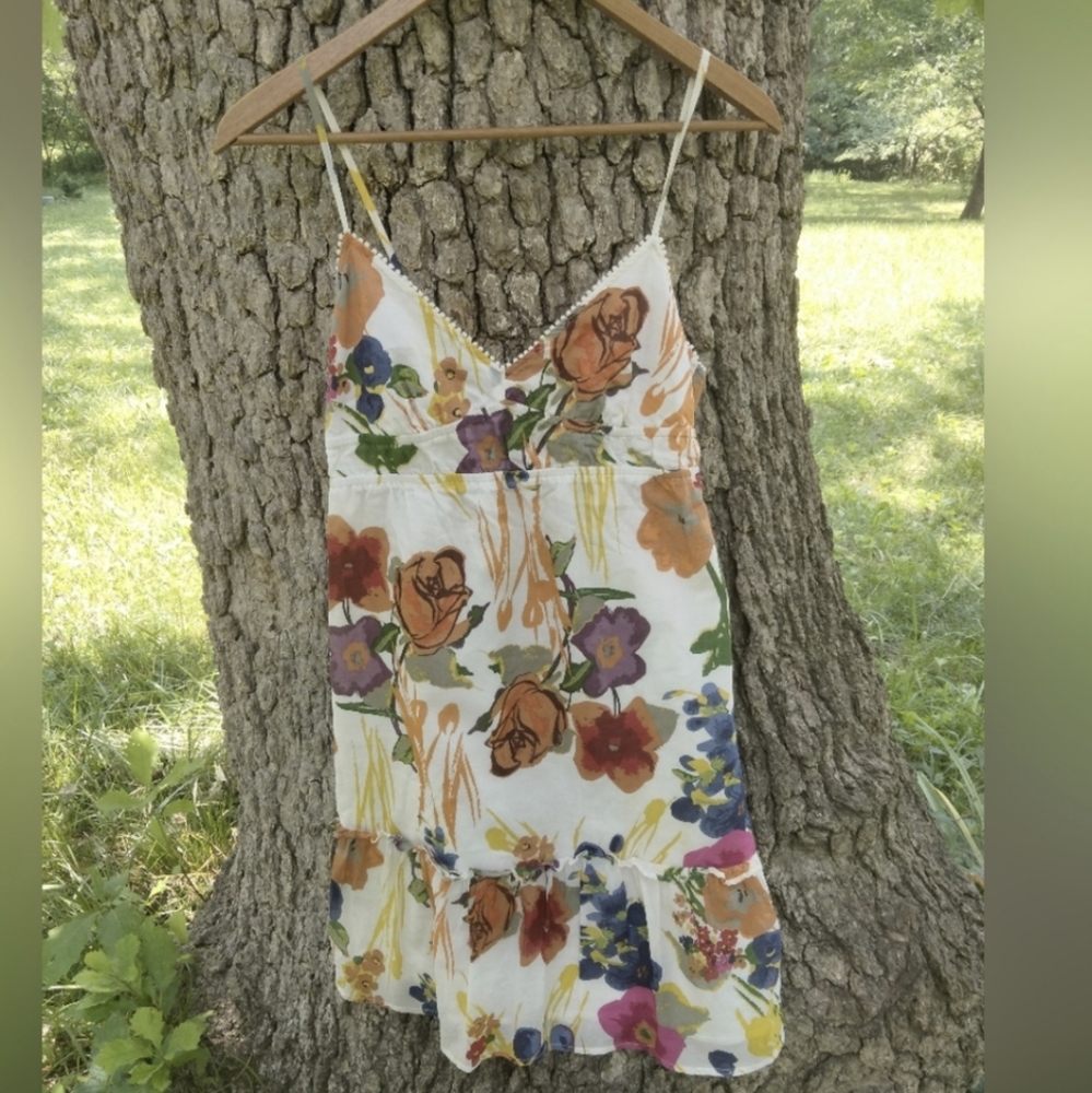 Sz 4 sundress low back